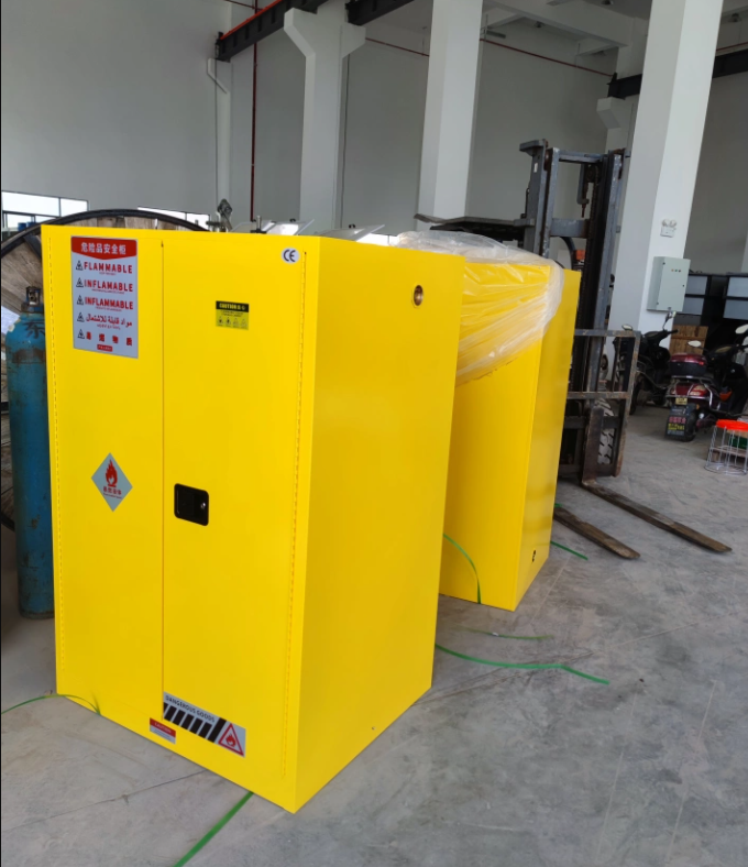 QQ20241028-111717 Liquid Storage Cabinets for Chemical Safety